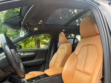 Volvo XC40 - 6