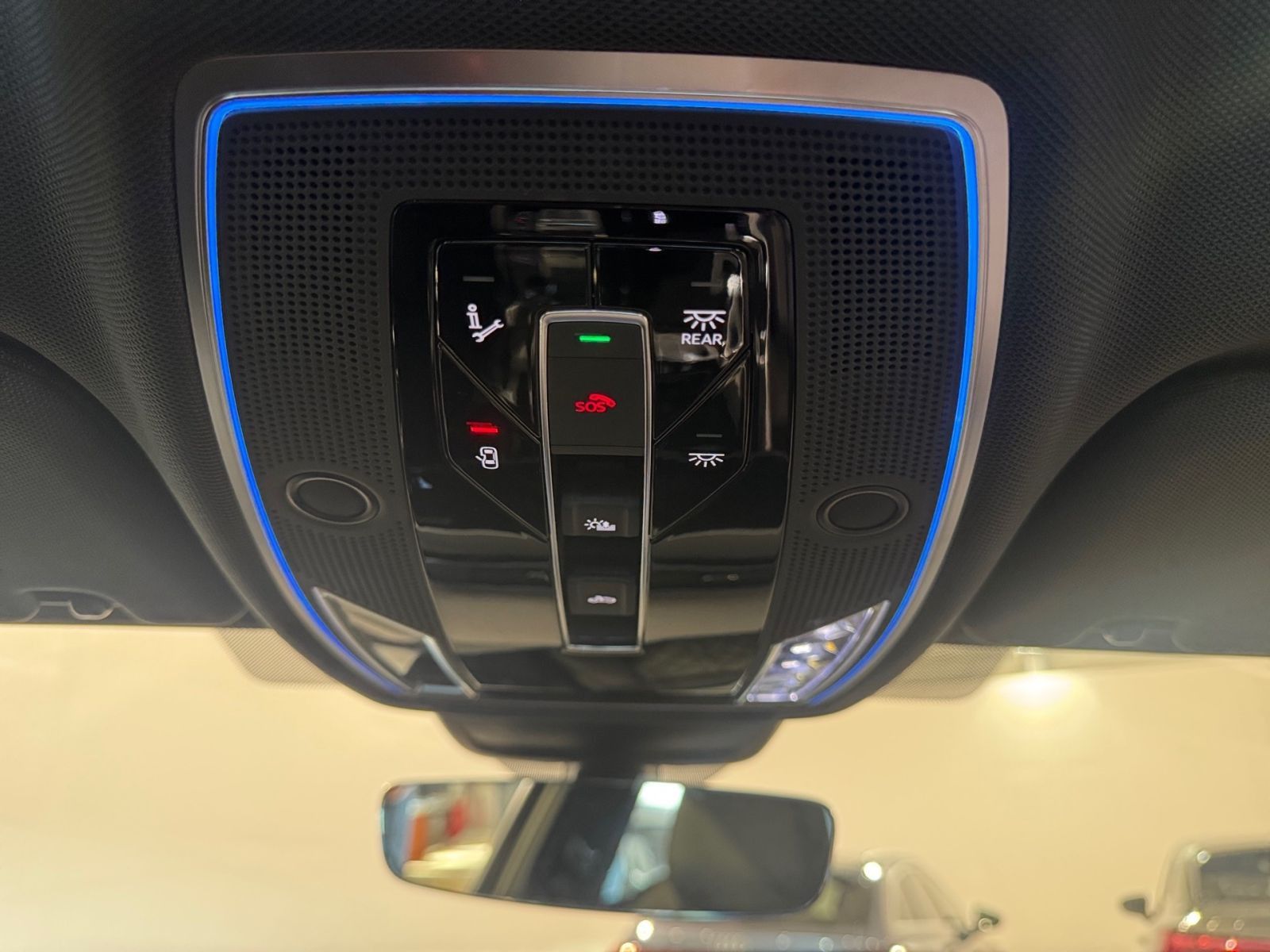 Audi A8 - Bild 24