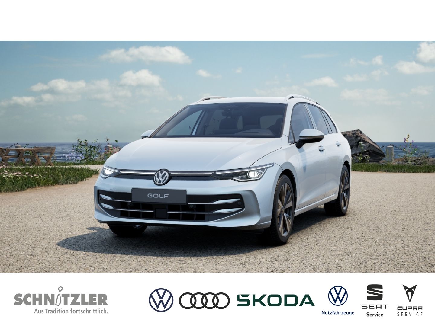 Volkswagen Golf Variant 1.5 eTSI DSG Style HUD/AHK/MATRIX++