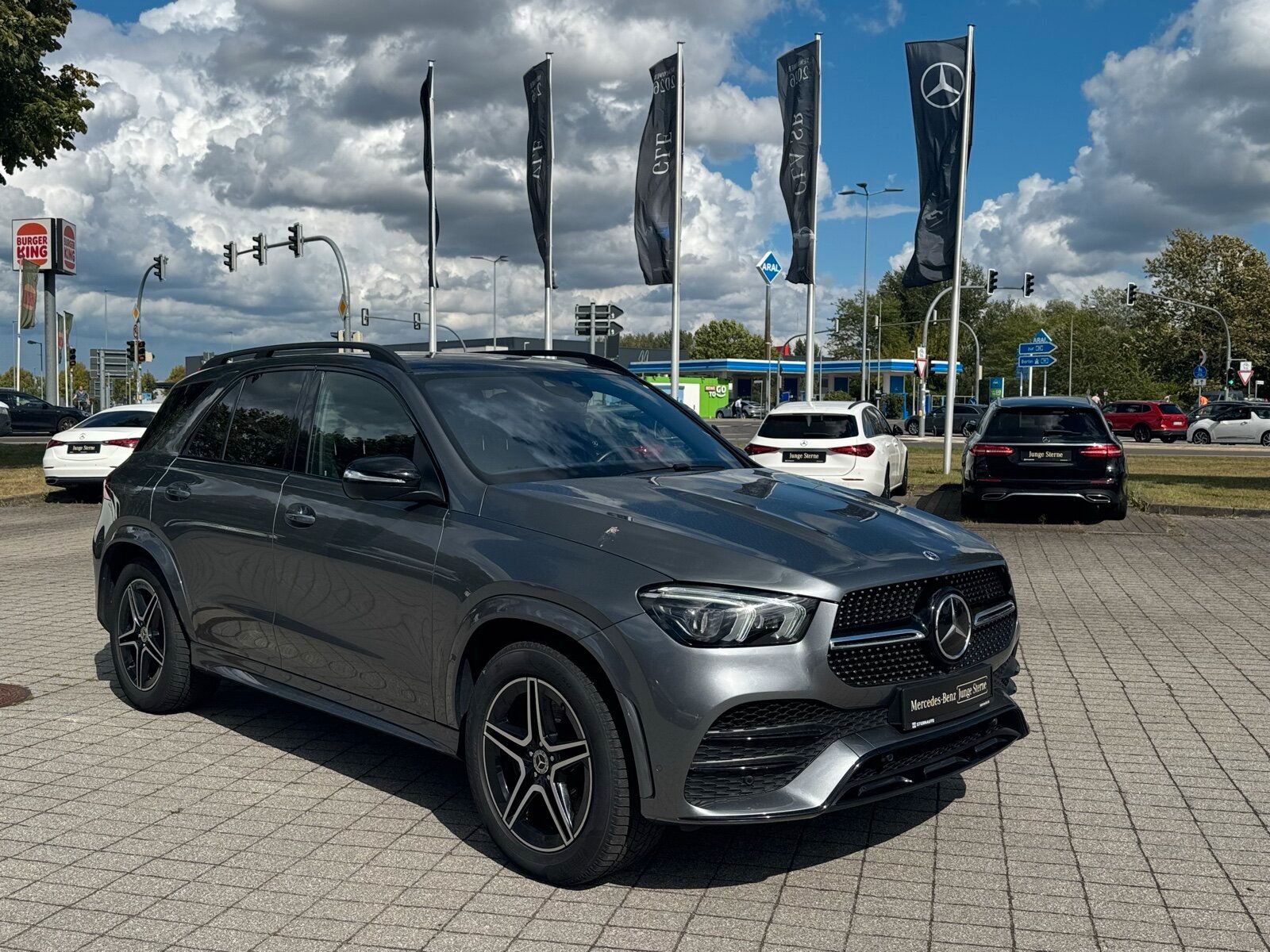 Mercedes-Benz GLE 400 d 4M Pano Distr Standh 360 Multibeam Air imagem 3