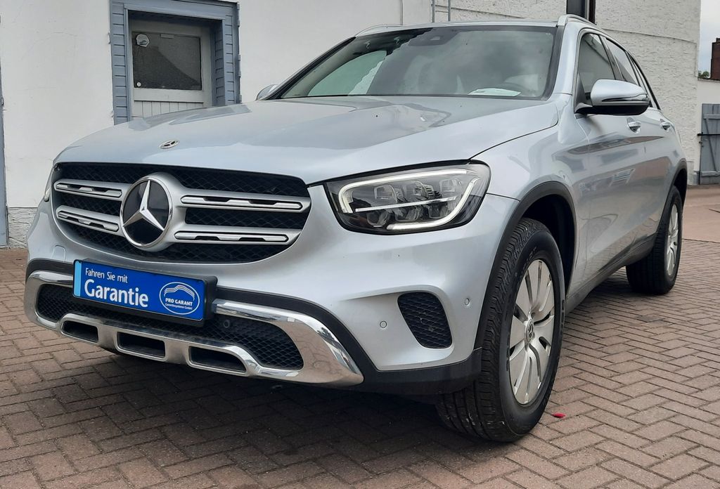 Mercedes-Benz GLC 220