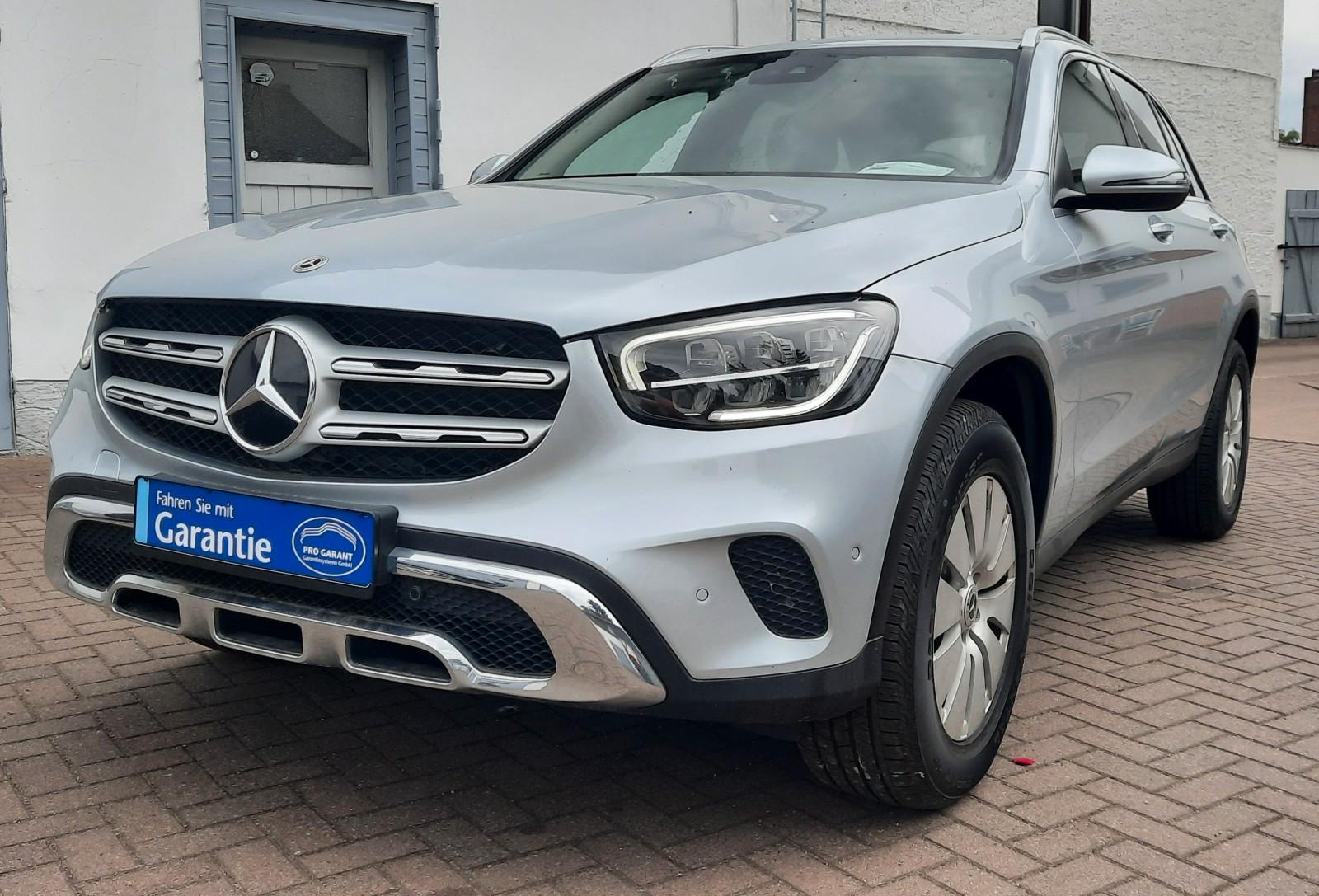 Mercedes-Benz GLC 220 d 4Matic/ Distronic/Spur/Kamera/1Hand