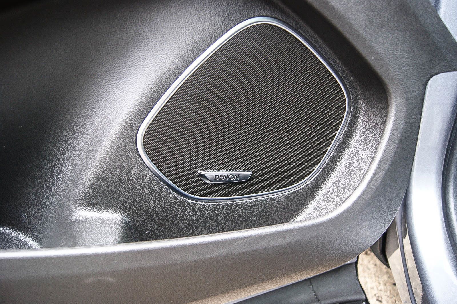Fahrzeugabbildung Opel Grandland X 1.6 Ultimate Aut. PANORAMA LEDER ACC