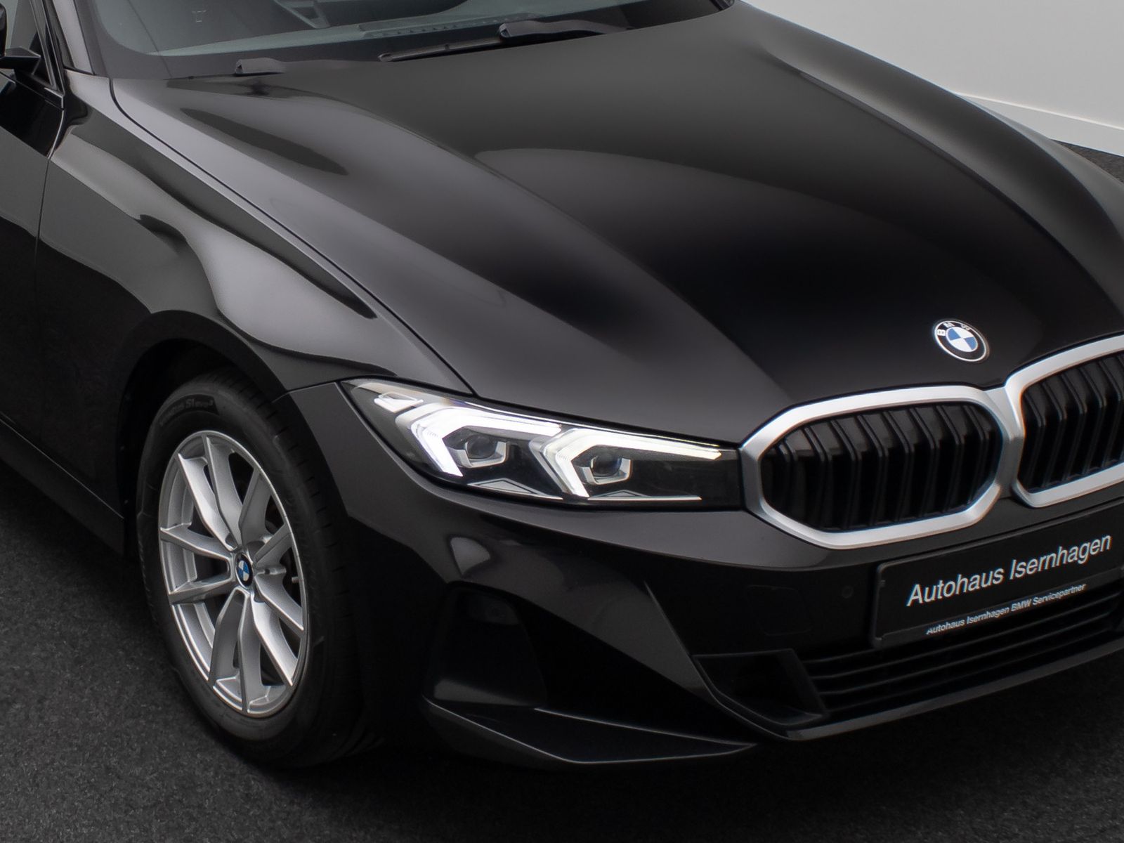 Fahrzeugabbildung BMW 320d DAB Leder Widscreen PDC Komfort Sport LED