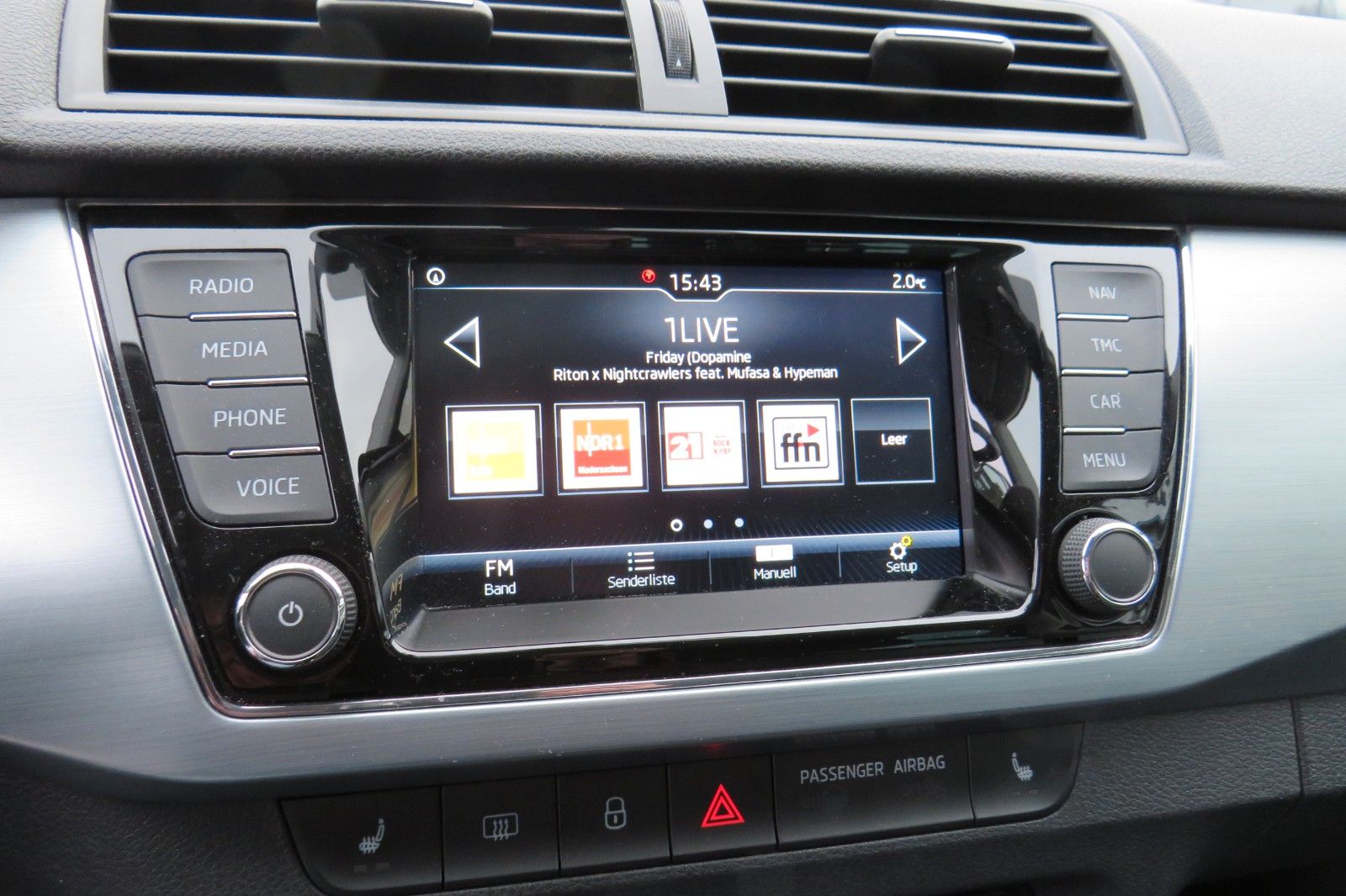 Fahrzeugabbildung SKODA Fabia Combi Ambition SITZH. GJ GRA PDC APP 1.H