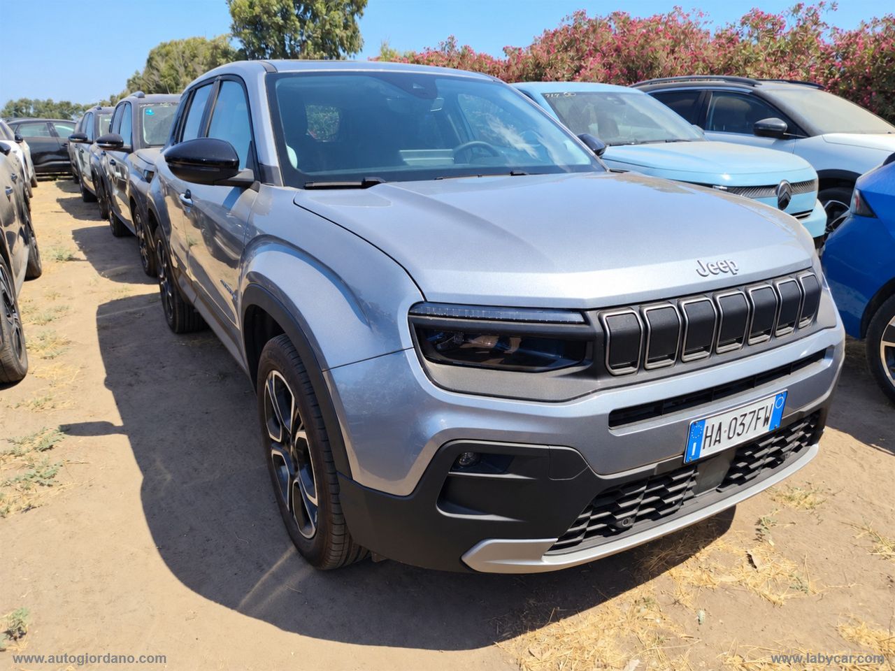 Other JEEP Avenger BEV Summit 420 156 CV CERCHI IN LEG imagem 2