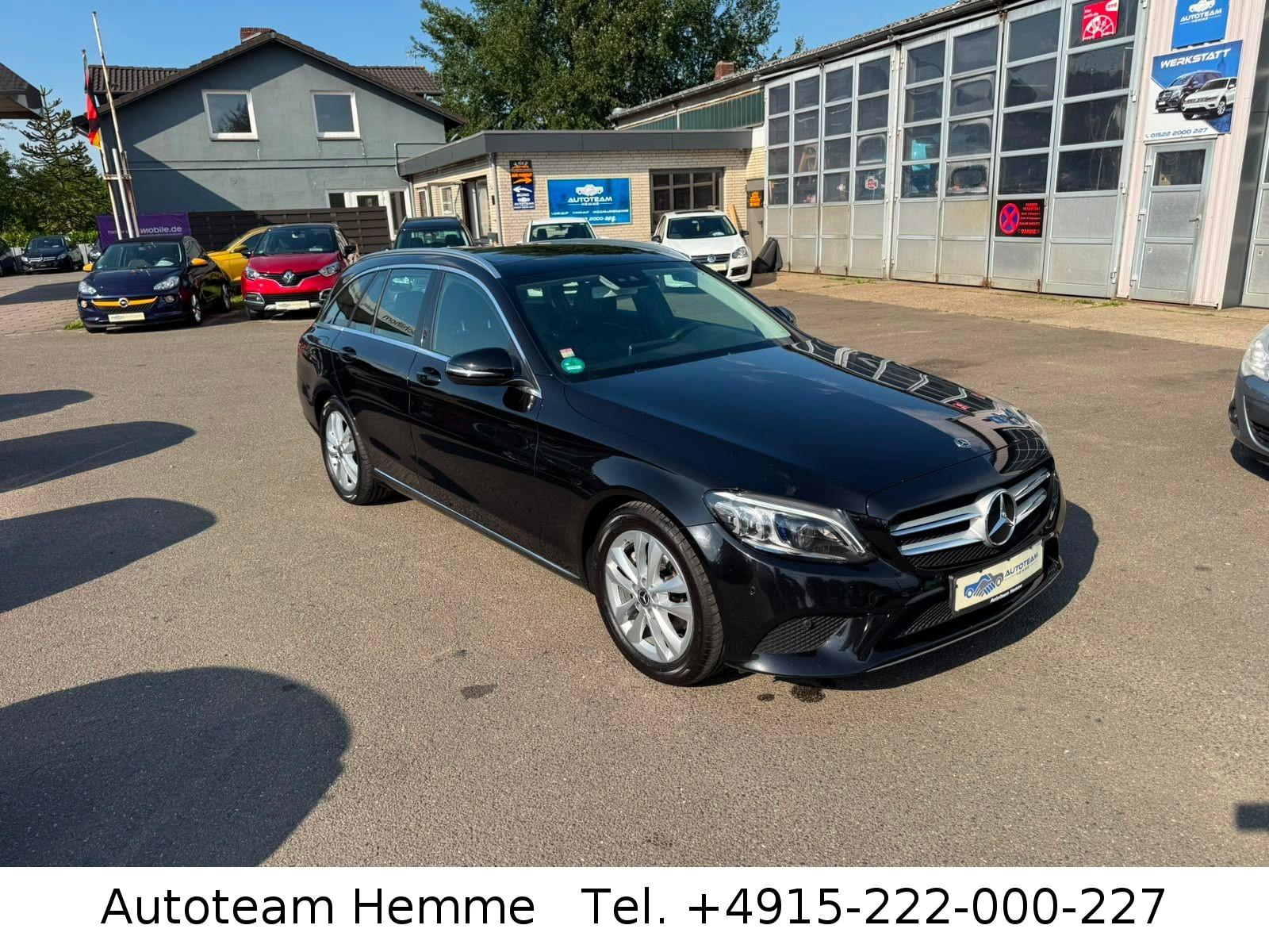 Mercedes-Benz C 220d AUTOMATIK/AHK/KAMERA/KLIMA/LEDER/PANO