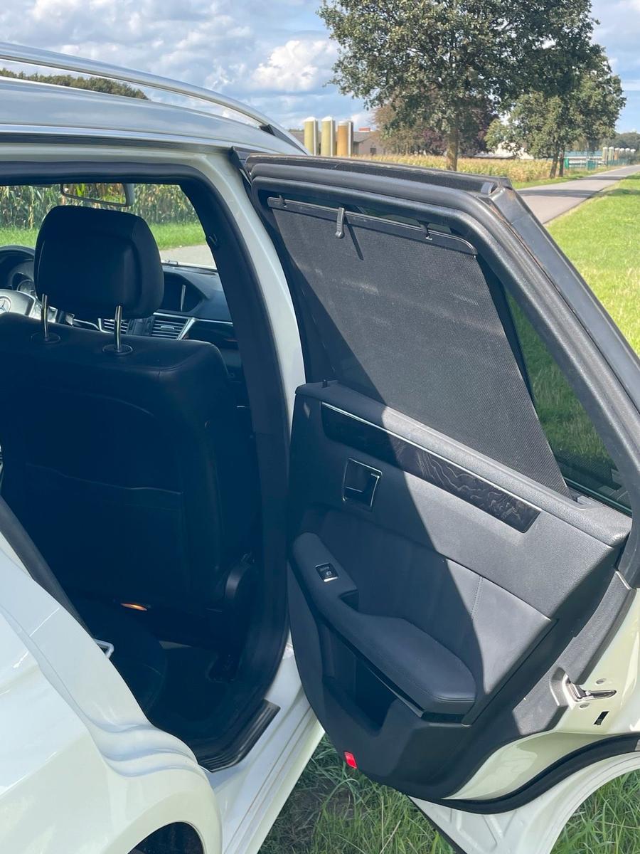 Mercedes-Benz E200 2012 — photo 8