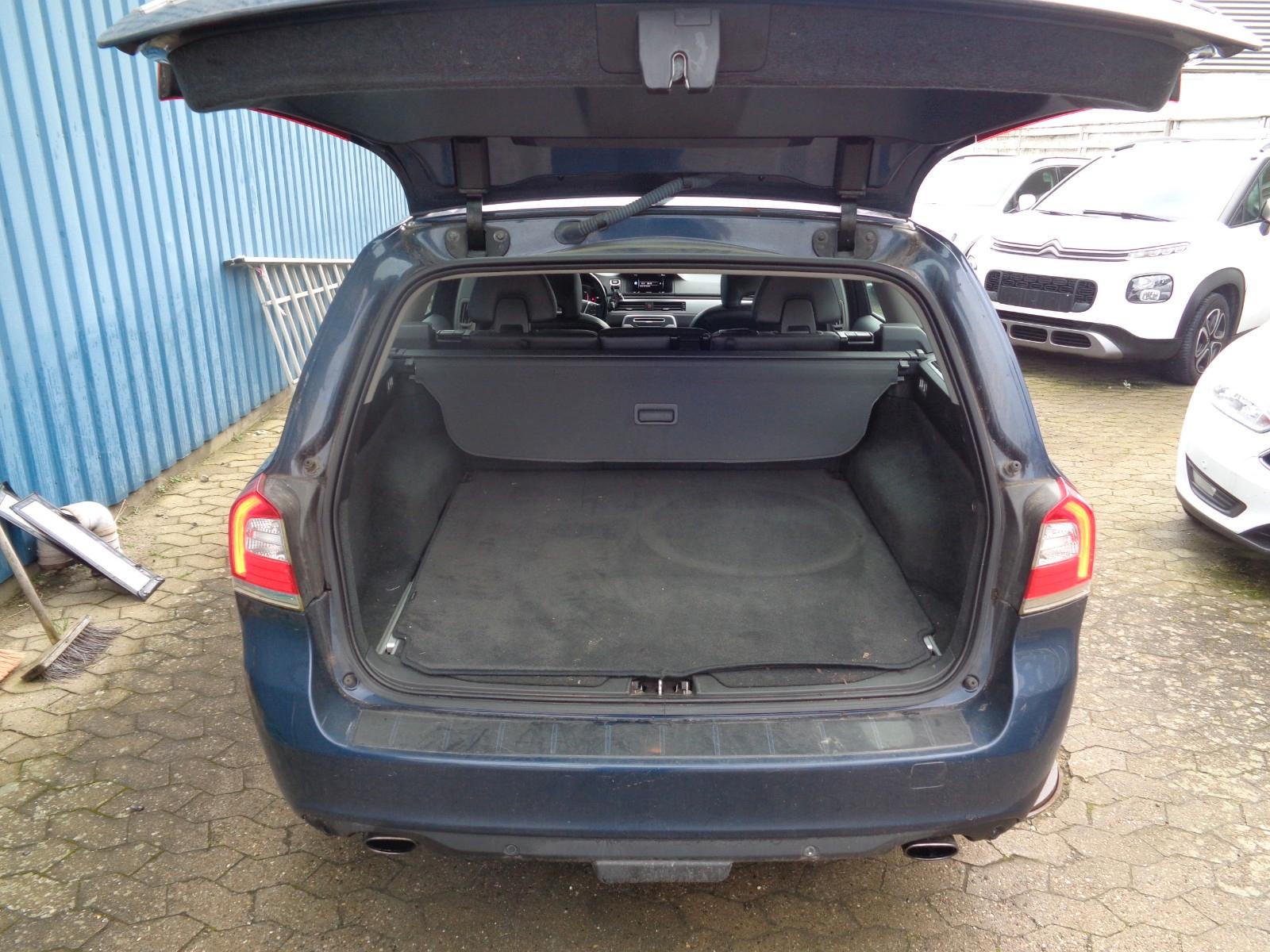 Volvo V70 2015 — photo 6