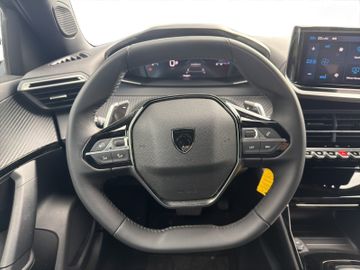Peugeot 2008 Allure PT 130 EAT8 Carplay+PDC+LED+LM+SHZ