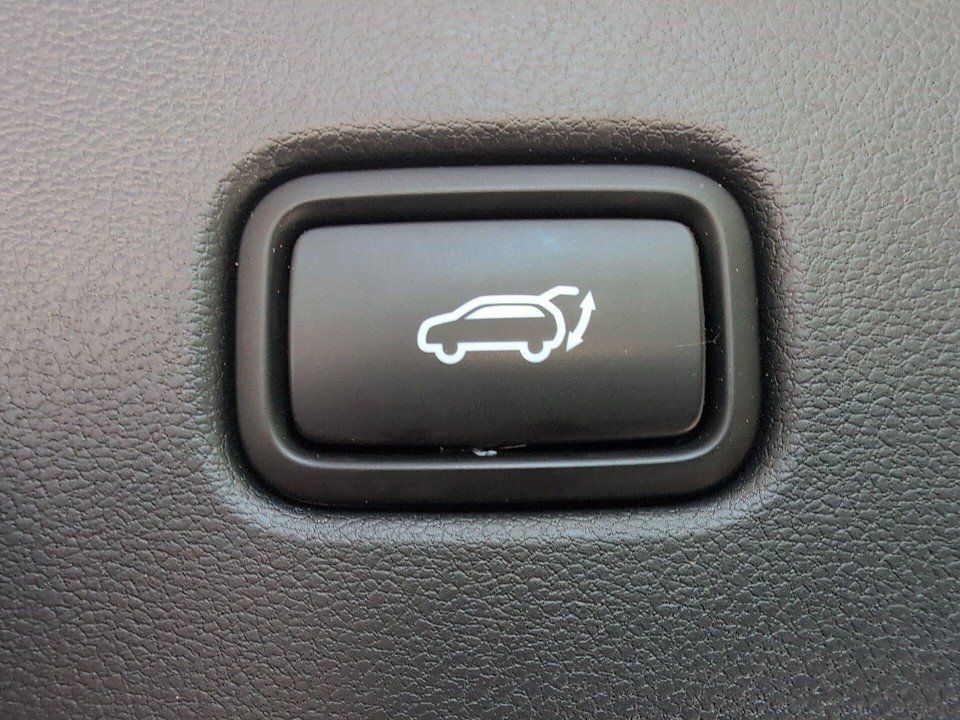 Fahrzeugabbildung Hyundai TUCSON 1.6CRDi AT 4WD 1HD TREND LED-P KRELL+NAV+