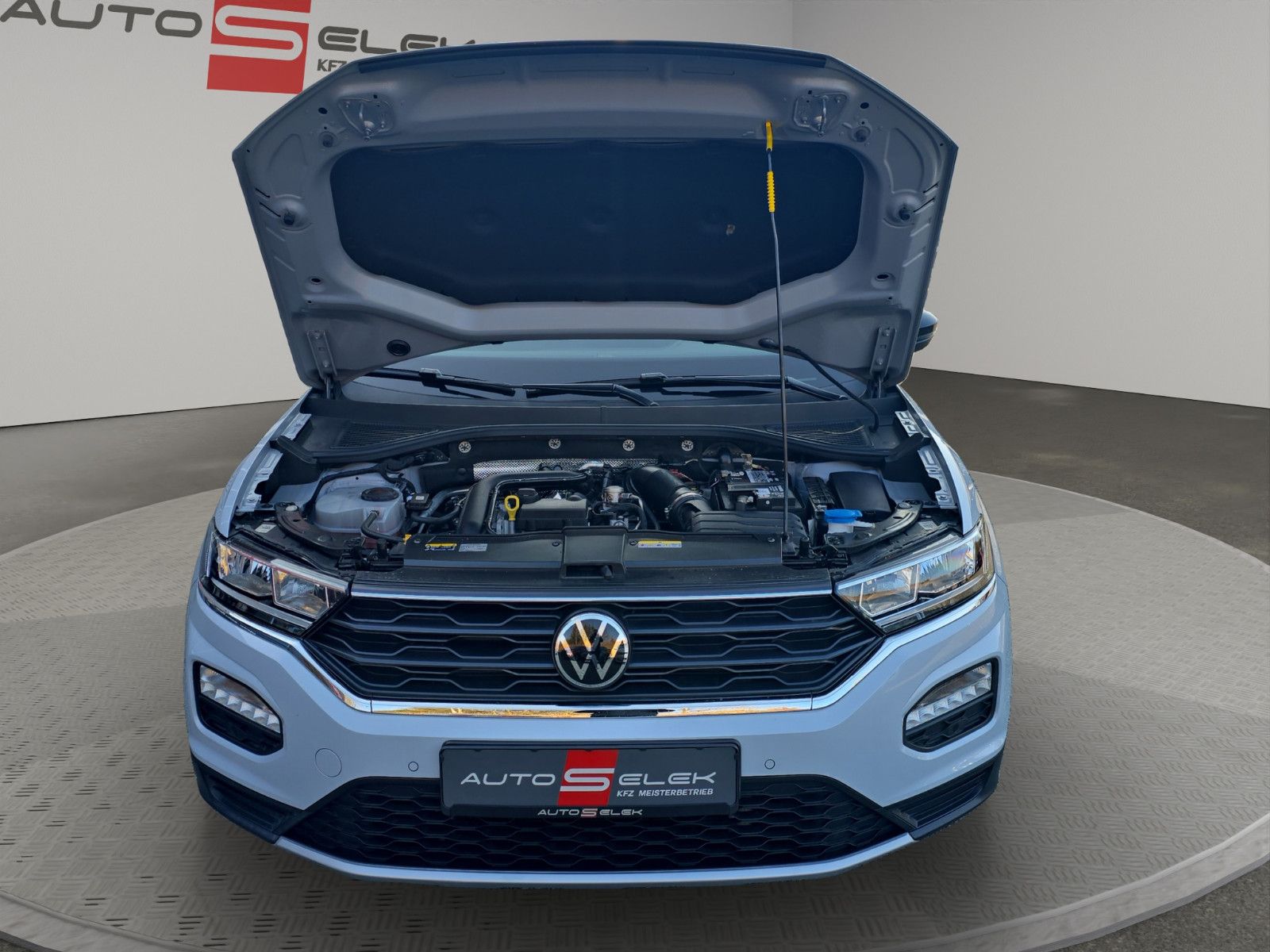 Fahrzeugabbildung Volkswagen T-Roc Active+NAVI+TEMPOMAT+KAMERA+PDC
