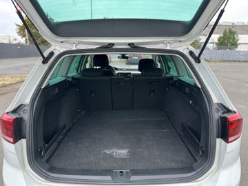 Volkswagen Passat Variant - 7