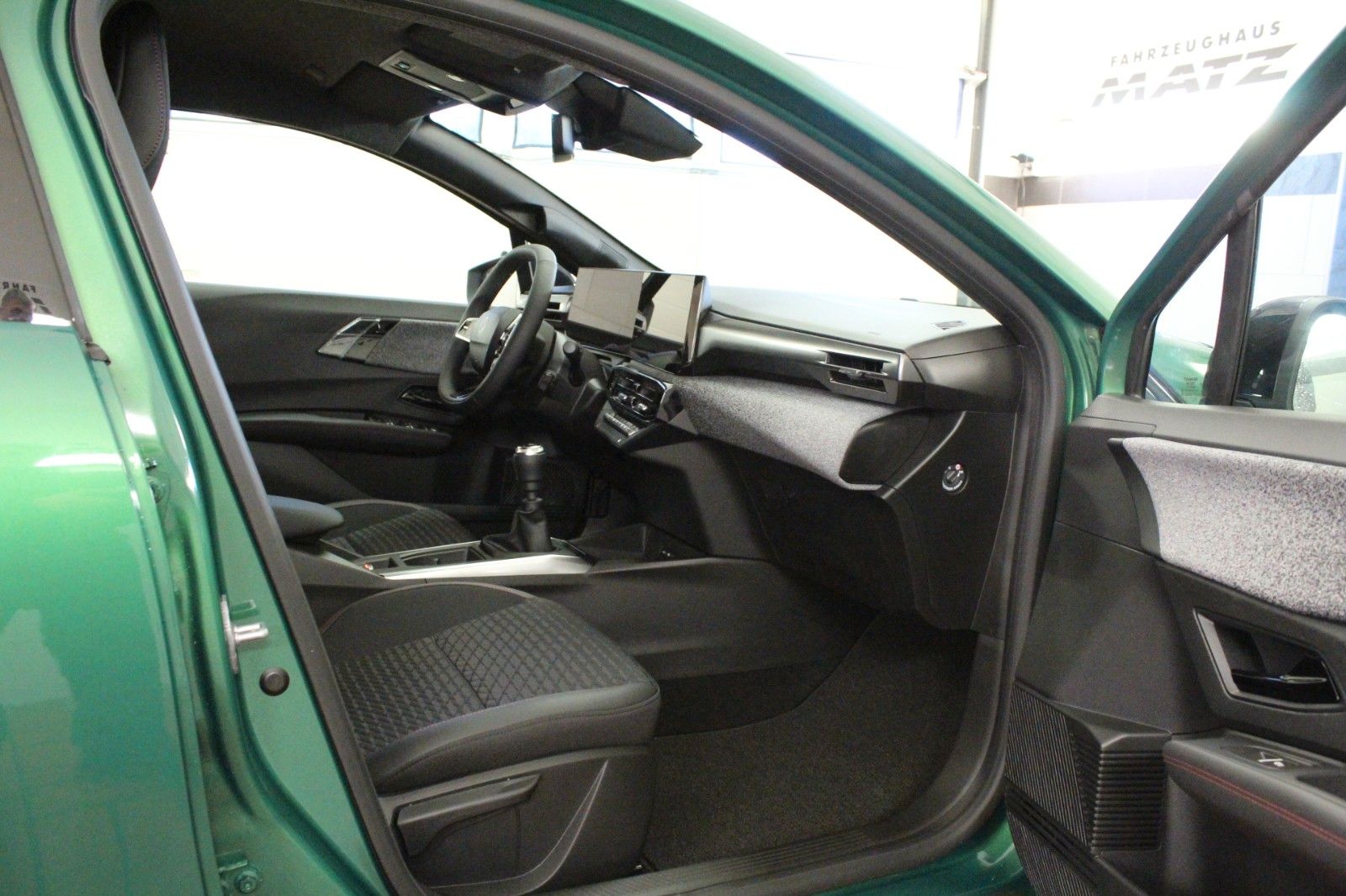 Fahrzeugabbildung Renault Clio VI TCe 115 Techno*Winter-Paket* #15688