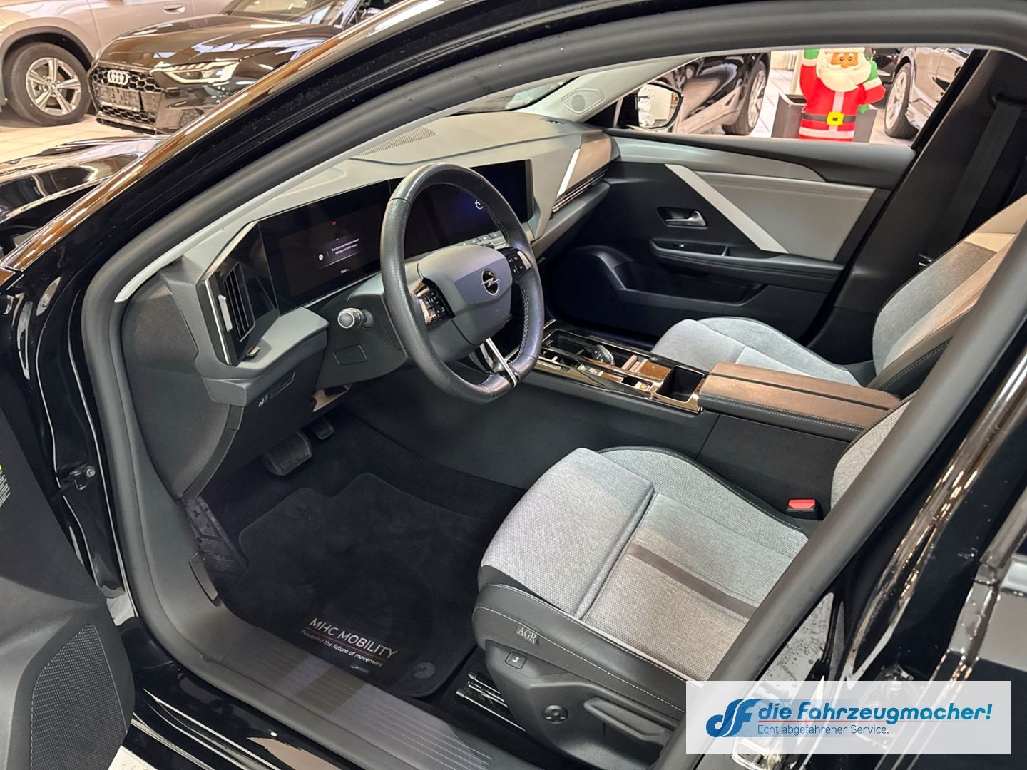 Fahrzeugabbildung Opel Astra L Sports Tourer Elegance Navi LED Apple Ca