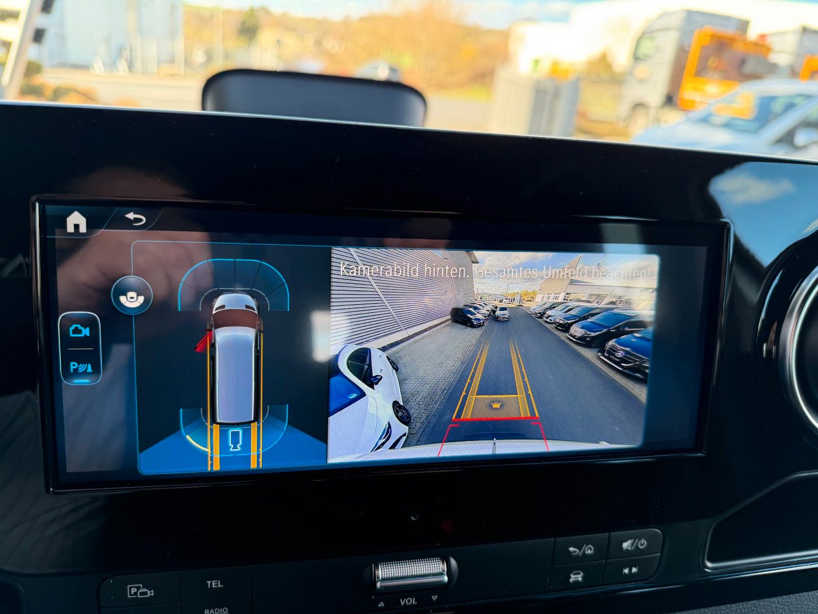 Fahrzeugabbildung Mercedes-Benz Sprinter 317 CDI Mixto/DoKa Standheizung