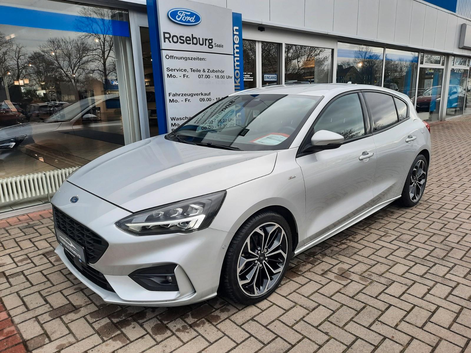 Ford Focus Lim. ST-Line NAVI LED PDC RFK KEY-FREE 18"
