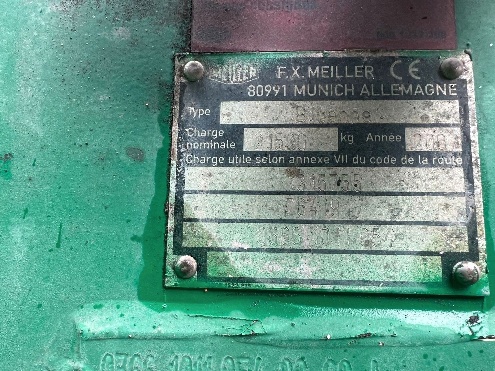 Fahrzeugabbildung Renault Kerax 450.32 / 8x4 / Bordmatik / Blatt/Blatt