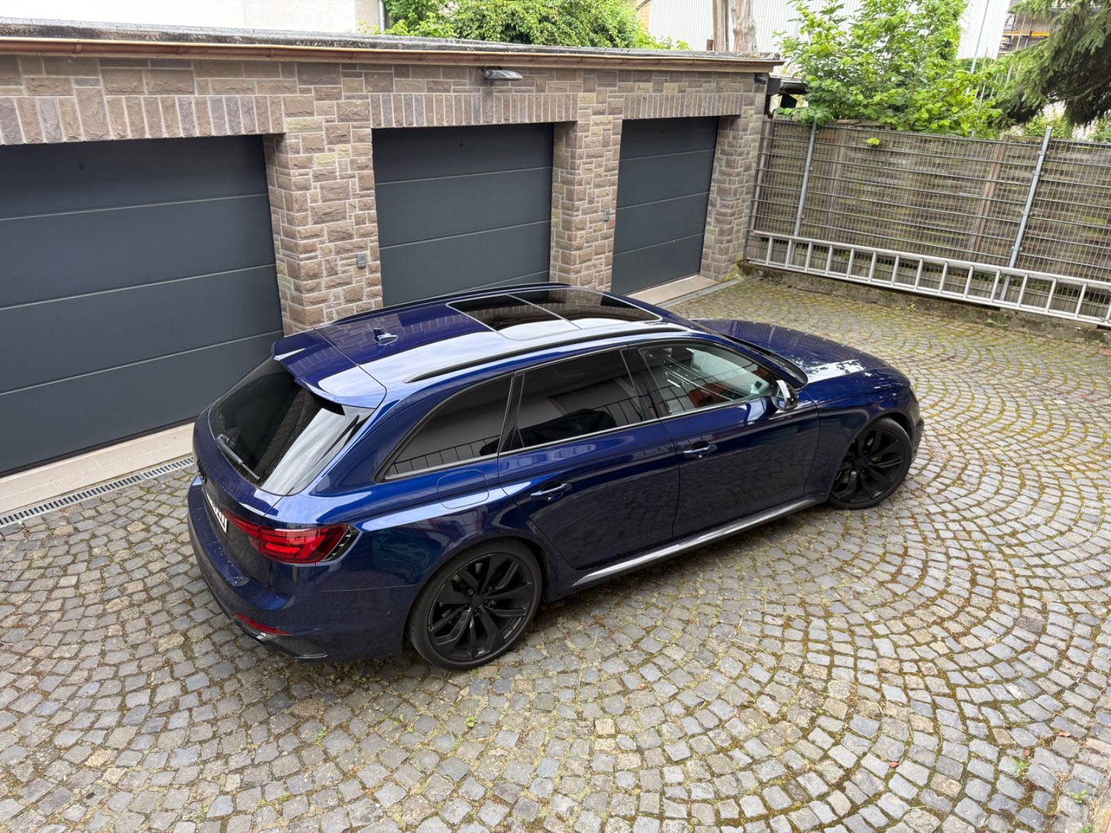 AUDI RS4 2.9 TFSI RS Sportabgas, RS Paket, Carbon 