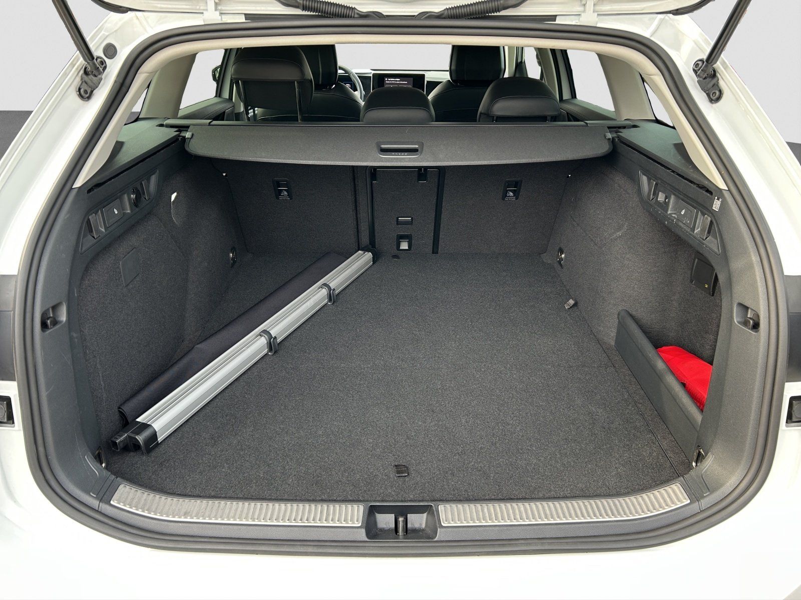 Volkswagen Passat Variant - Bild 24