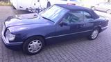 Mercedes-Benz E 220  - Mercedes-Benz E 220 mit Benzin-Antrieb: Cabrio