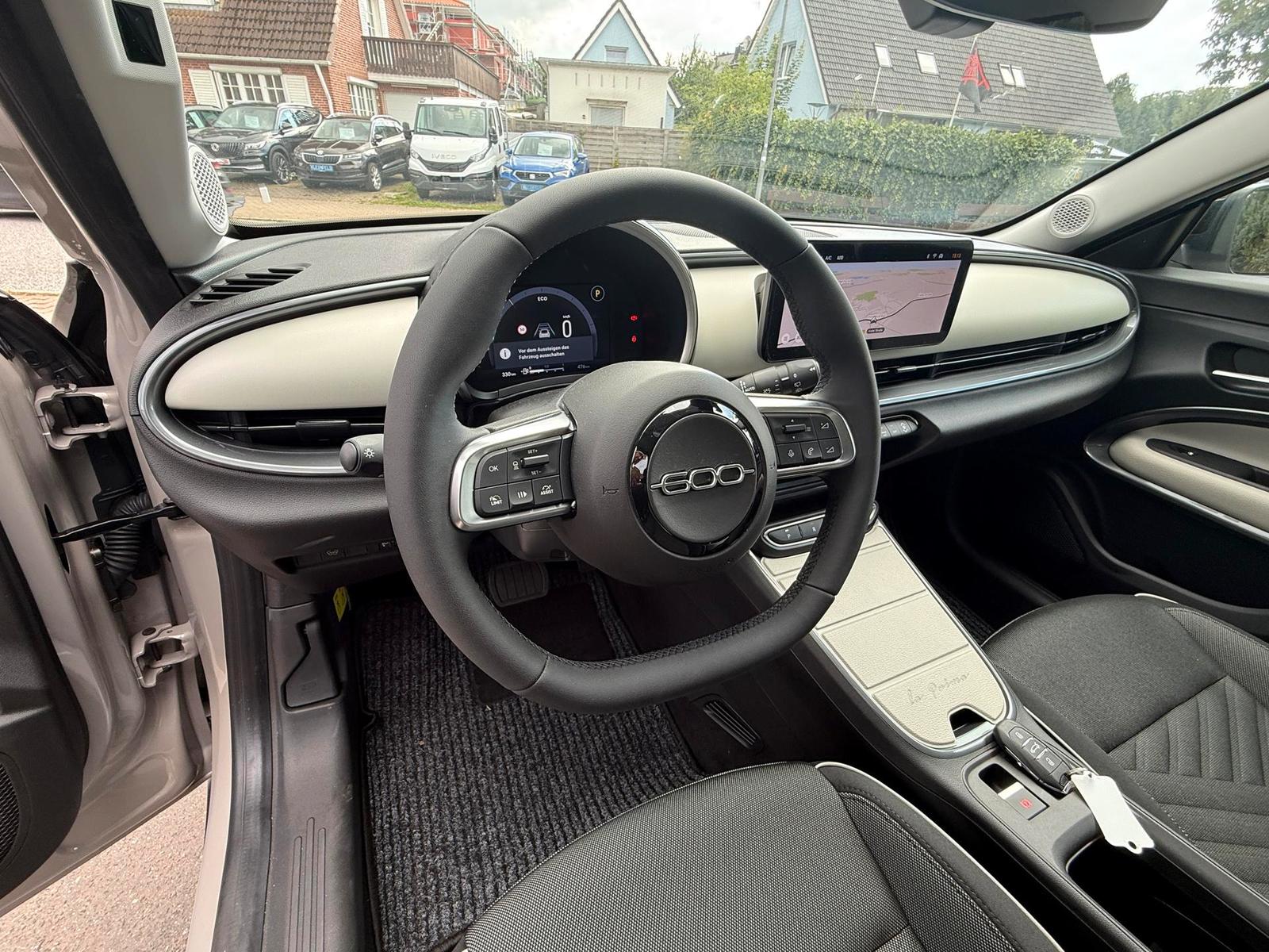 Fiat 600 1.2 Mild-Hybrid "La Prima" LED-Nav-AHK-SH...