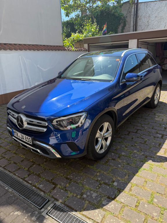 Mercedes-Benz GLC 220