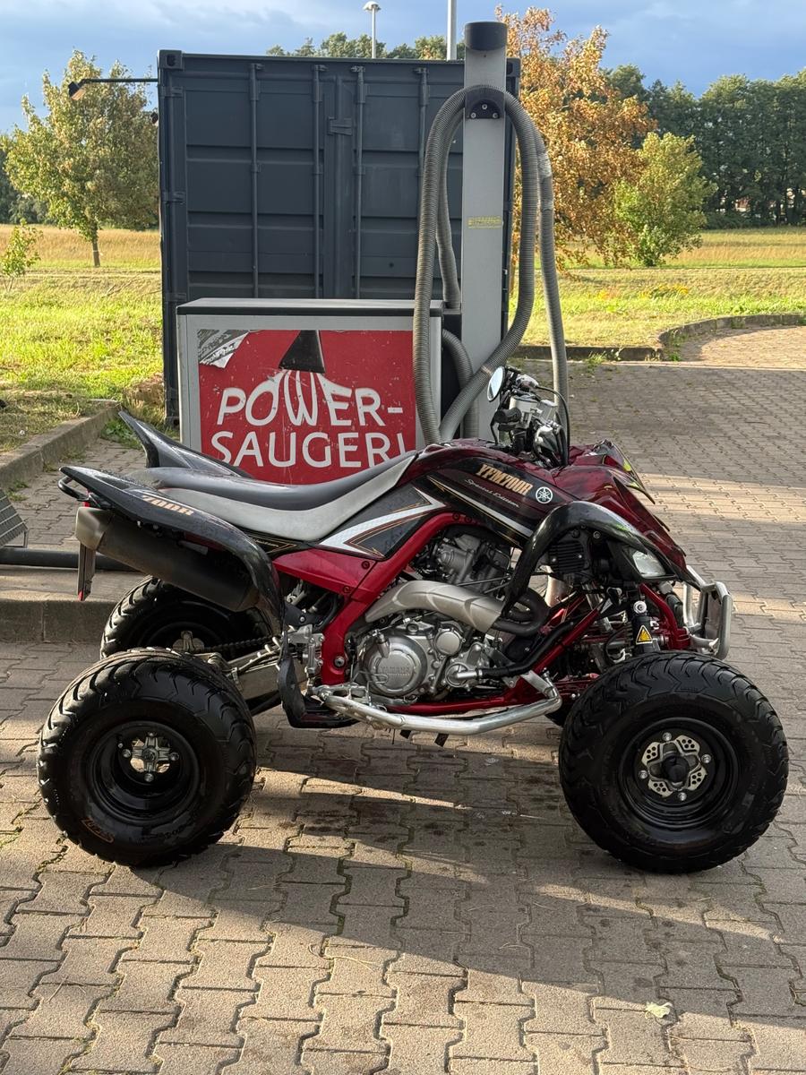 Yamaha Raptor 2009 — rear view