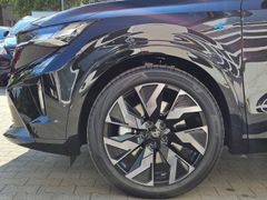 Fahrzeugabbildung Rafale 200 E-Tech Full Hybrid Esprit Alpine 1.2