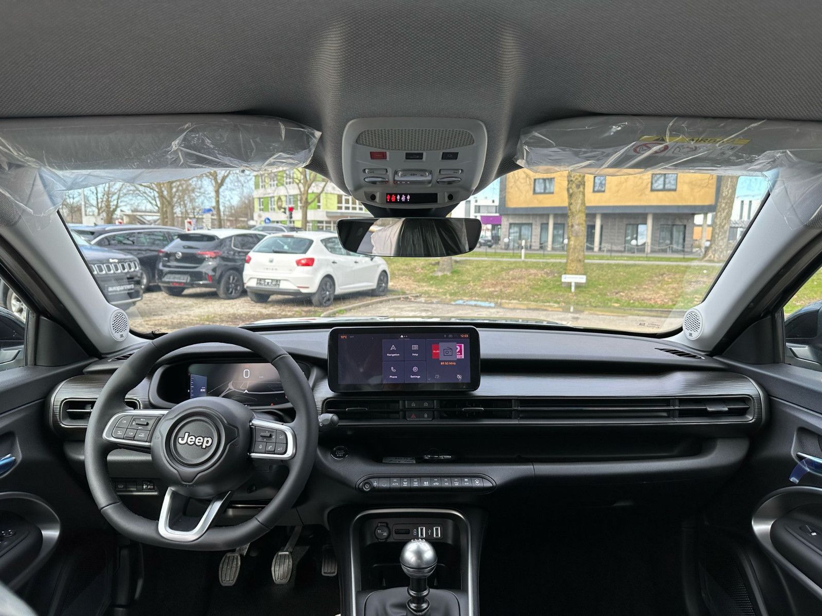 Fahrzeugabbildung Jeep Avenger Altitude 1.2 100 ps SHZ-NAVI-KEYLESS GO