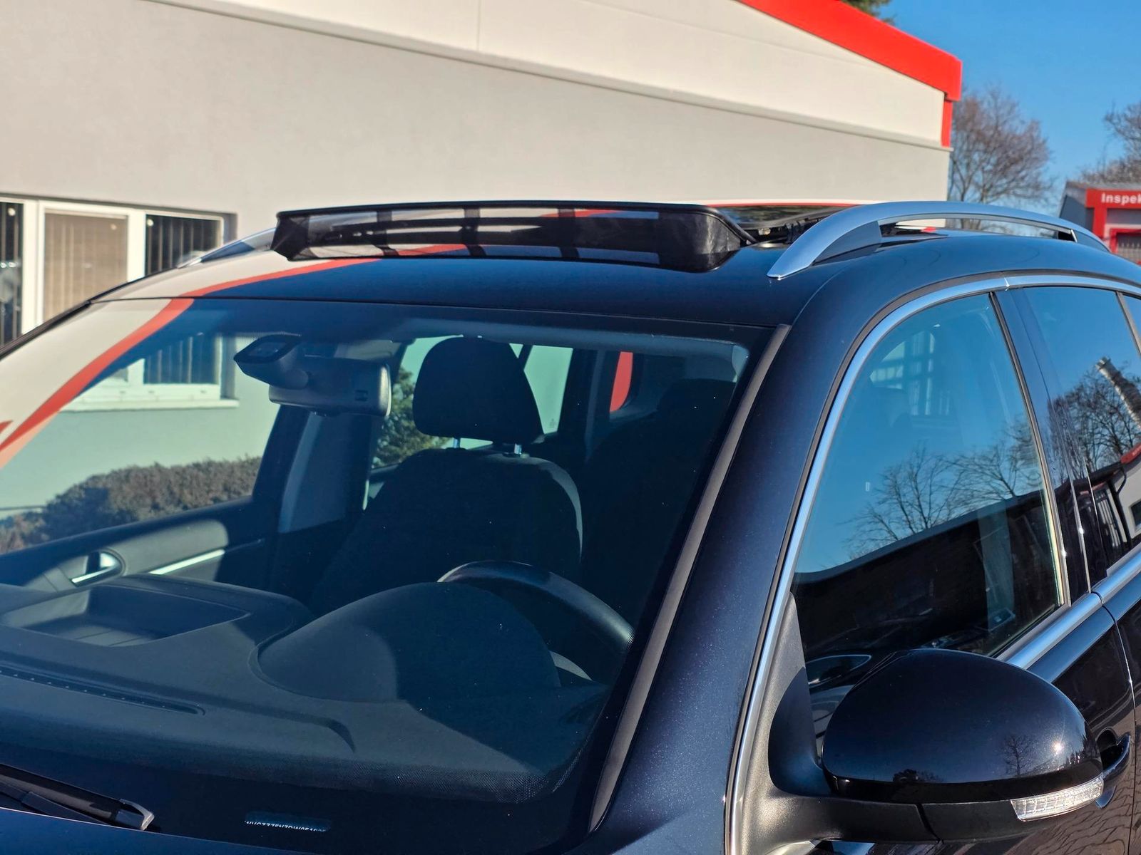 Fahrzeugabbildung Volkswagen Tiguan 2.0 TDI 4x4/Bi-Xenon/Navi/Pano/Ahk
