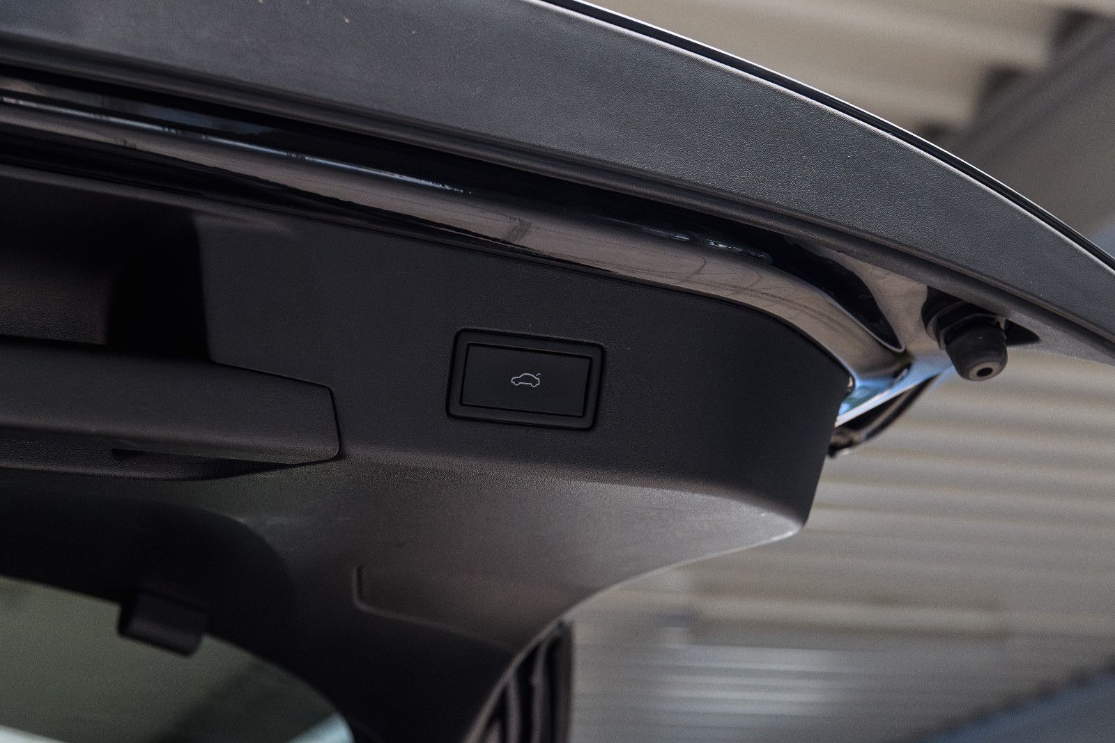 Fahrzeugabbildung Volkswagen ID.4 Pure Performance LED+360°KAM+KEYLESS+E-HECK