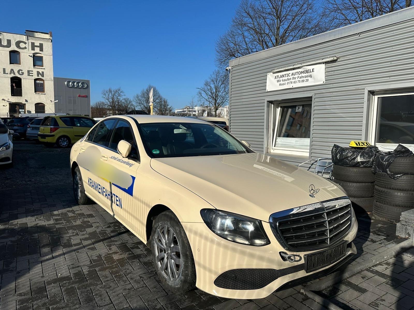Mercedes-Benz E 200 Automatic/Navi/Tempomat