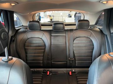 MYAUTOCENTER – Gebraucht- und Jahreswagen mit Werkstattservice in Pfaffenhofen Mercedes-Benz GLC 300 de *AMG*4Matic*Keyles*LED*Kamera*