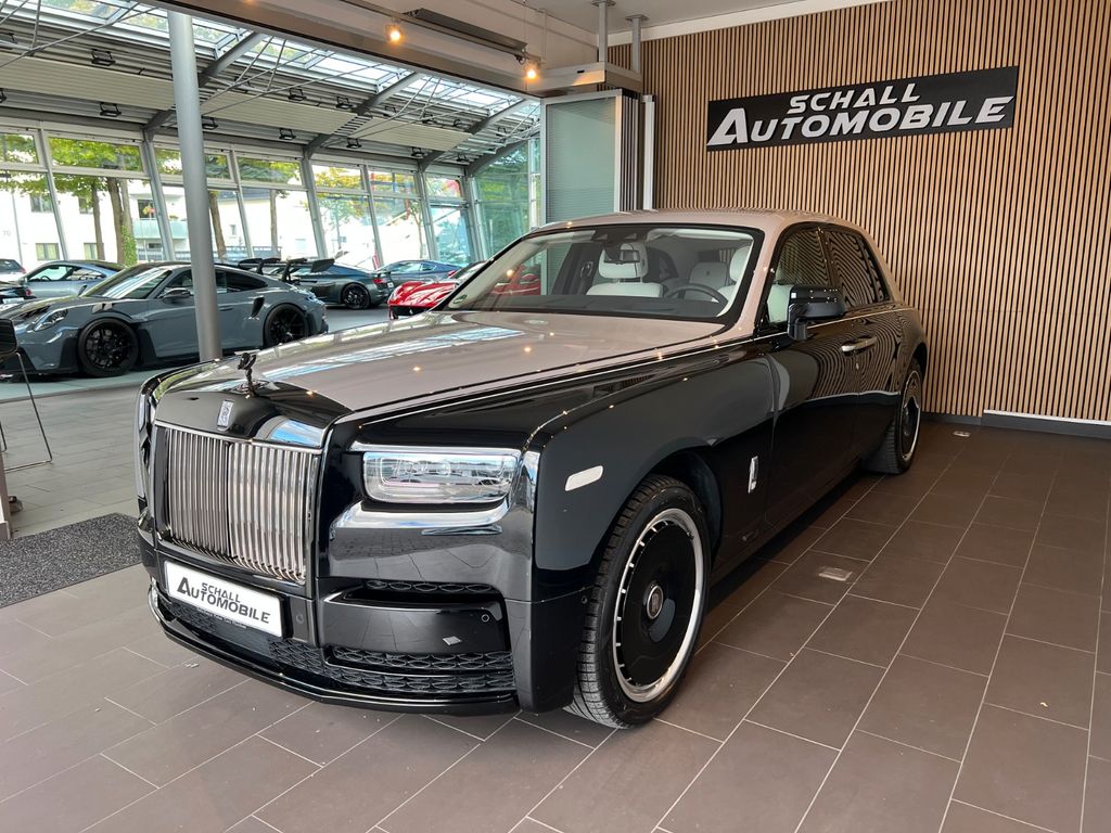 Image of Rolls-Royce Phantom