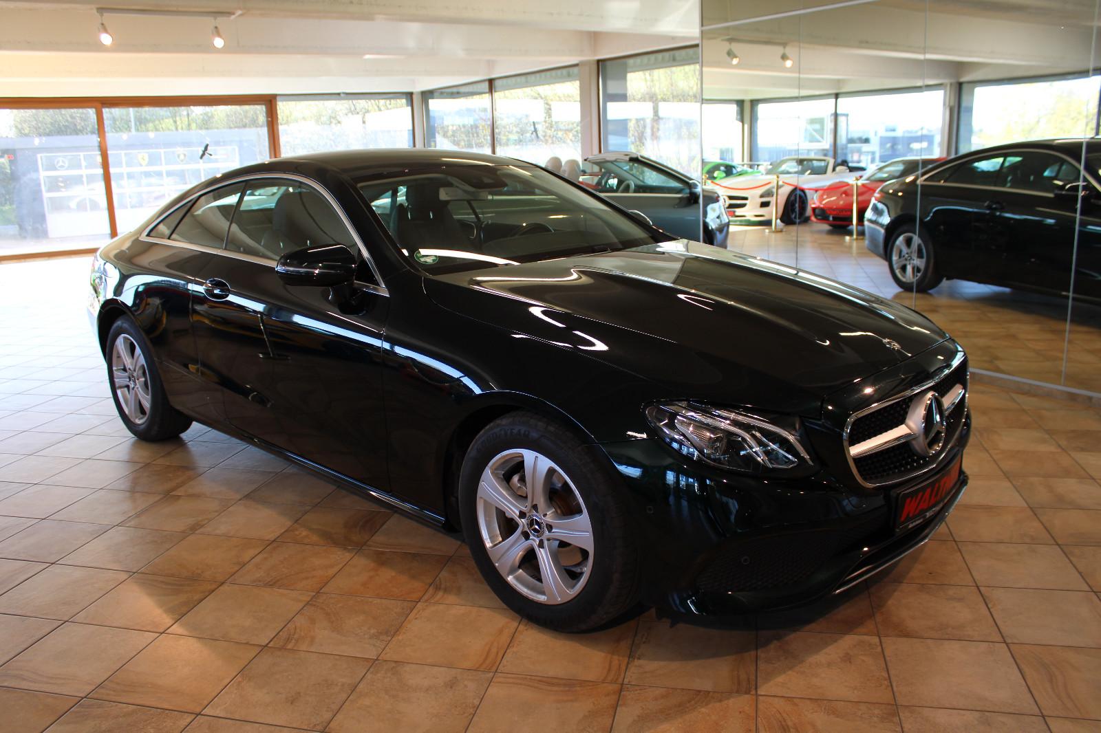 Mercedes-Benz E 200 Coupe *Sonderlack+2. Hand+Top*