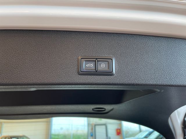Audi Q2 35 TFSI *Virtuel*Xenon*Navi*Klima*