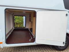 Sunlight T 68, Einzelbetten und Hubbett,Sat automatisch