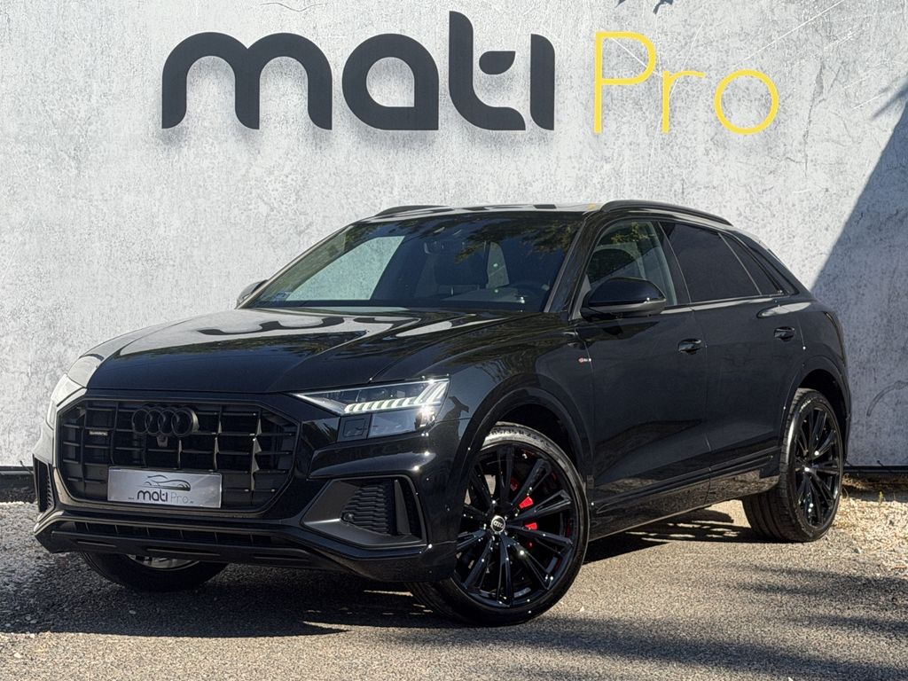 Image of Audi Q8