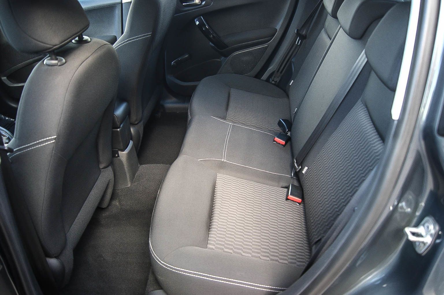 Fahrzeugabbildung Peugeot 208 1.2 Activ NAVI, PDC, SITZHG,ZAHNRIEMEN NEU