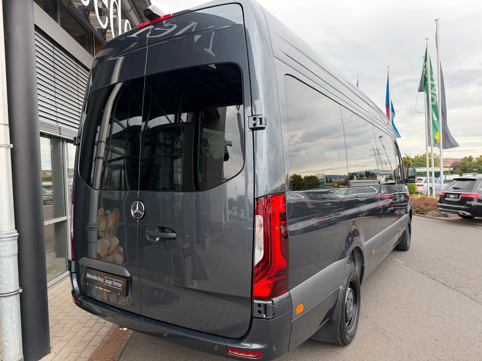 Fahrzeugabbildung Mercedes-Benz Sprinter 317 CDI 9G SELECT Stdh Dachklima LED