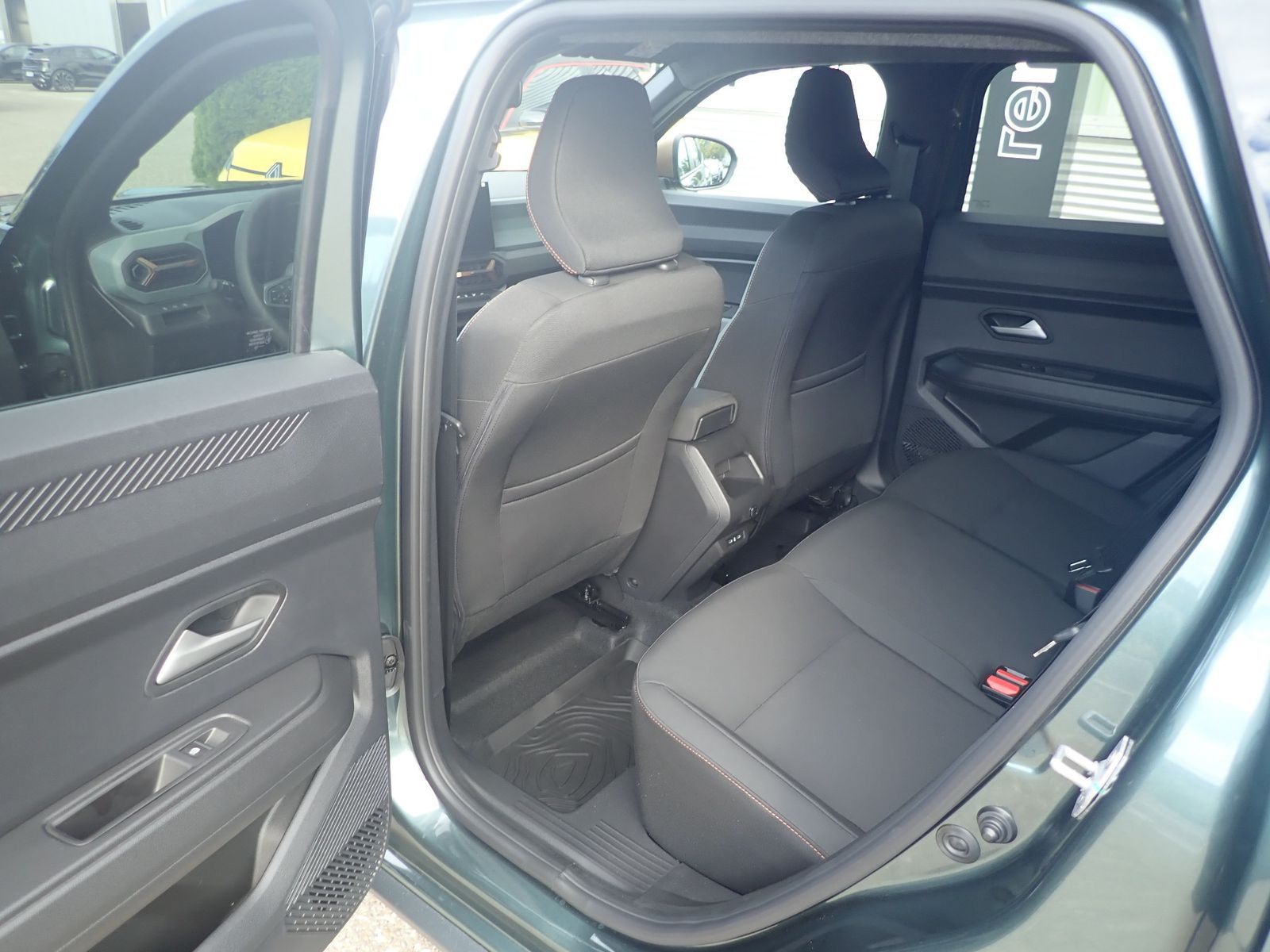 Fahrzeugabbildung Dacia Duster Extreme Mild Hybrid 140