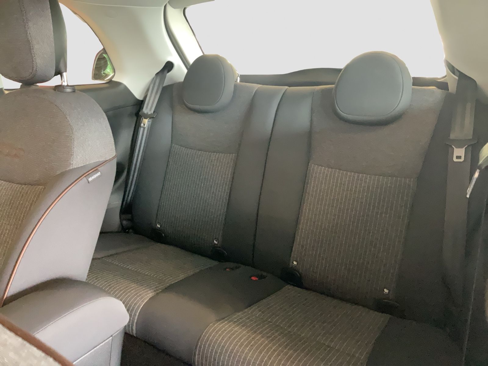 Fahrzeugabbildung Fiat 500e Icon + Komfort-Paket