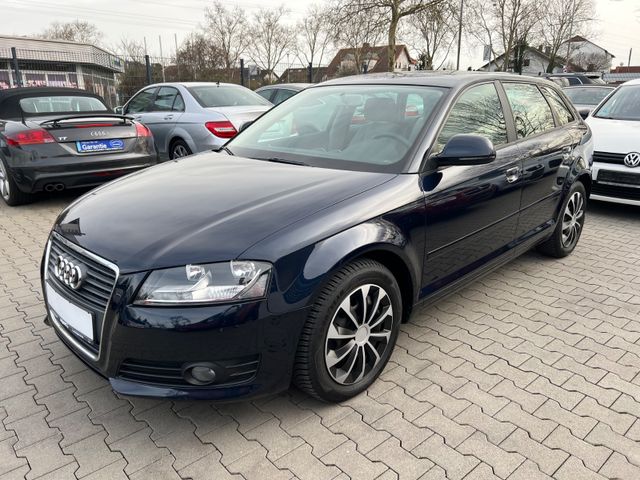 Audi A3 Sportback 2.0 TDI Attraction - Klima - AHK