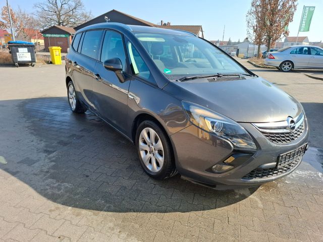 Opel Zafira C Tourer Style