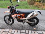 KTM 690 Enduro R mit Kofferträger und Gepäcktaschen - KTM ENDURO 690 R