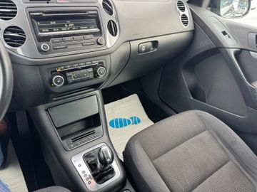 Volkswagen Tiguan - 8