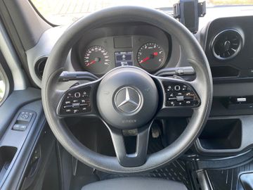 Fahrzeugabbildung Mercedes-Benz Sprinter 314 L2H2*Kamera*PDC*SHZ*Schwingsitz*