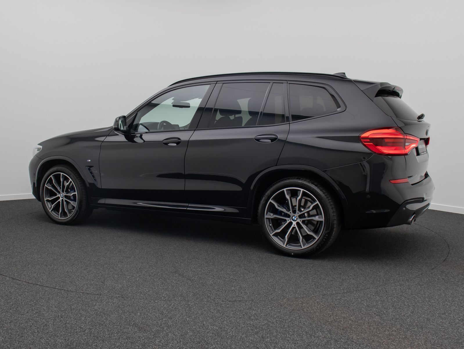 Fahrzeugabbildung BMW X3 xD30d M Sport 360° DAB HUD H/K Panorama