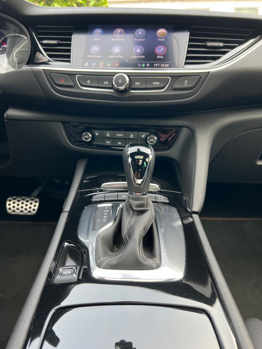 Opel Insignia 2.0 Diesel 128kW Elegance Auto ST